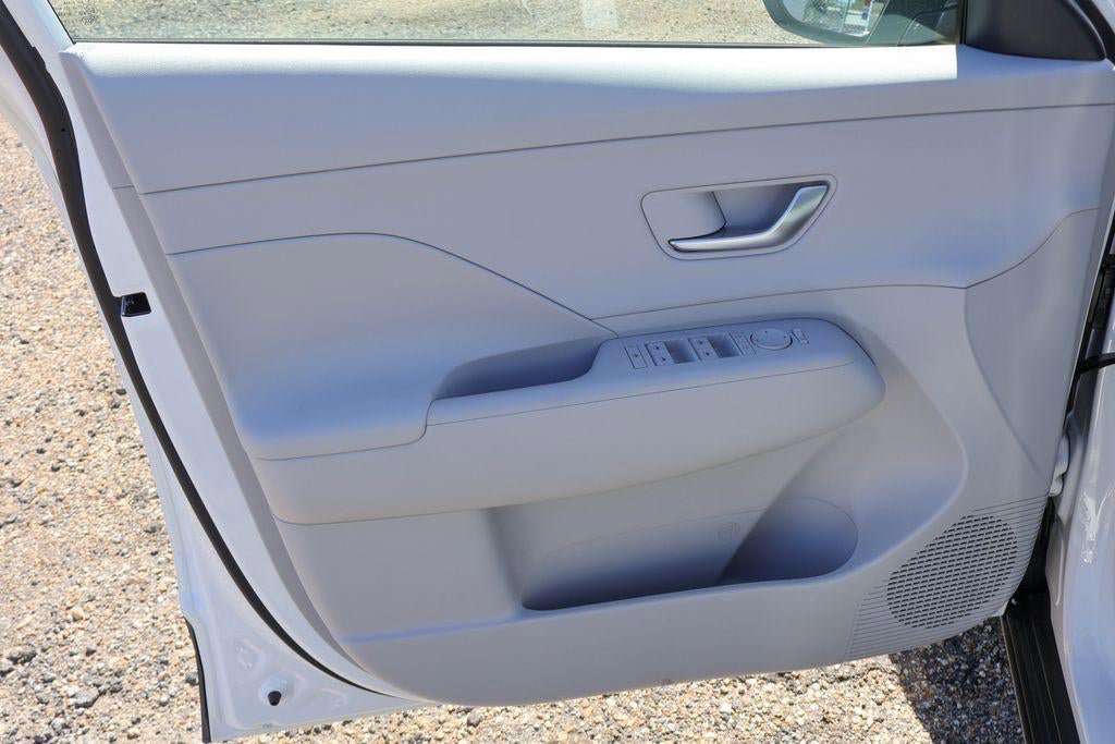 New 2026 Hyundai Kona SEL Premium image 11