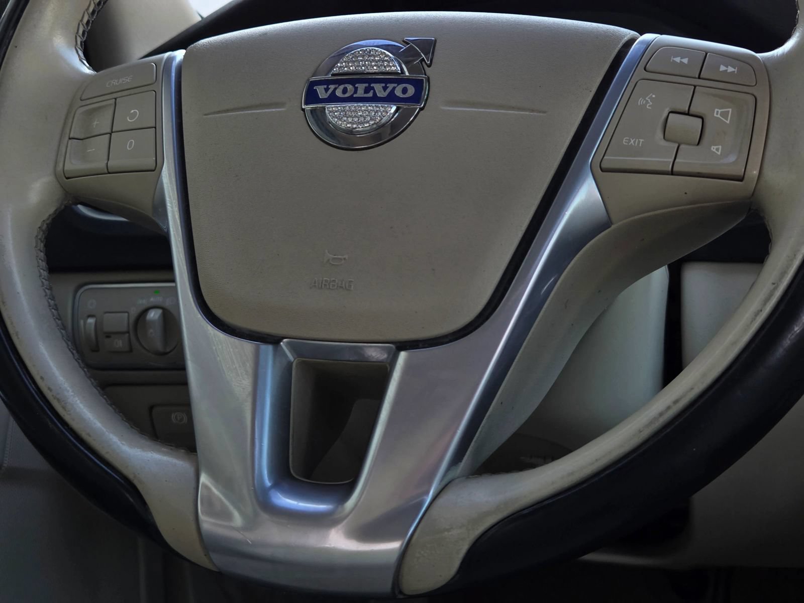 Used 2015 Volvo V60 T5 Premier FWD image 32
