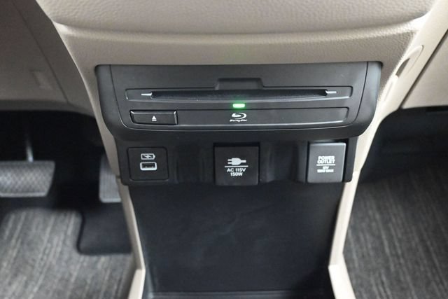 Used 2024 Honda Odyssey Elite image 13