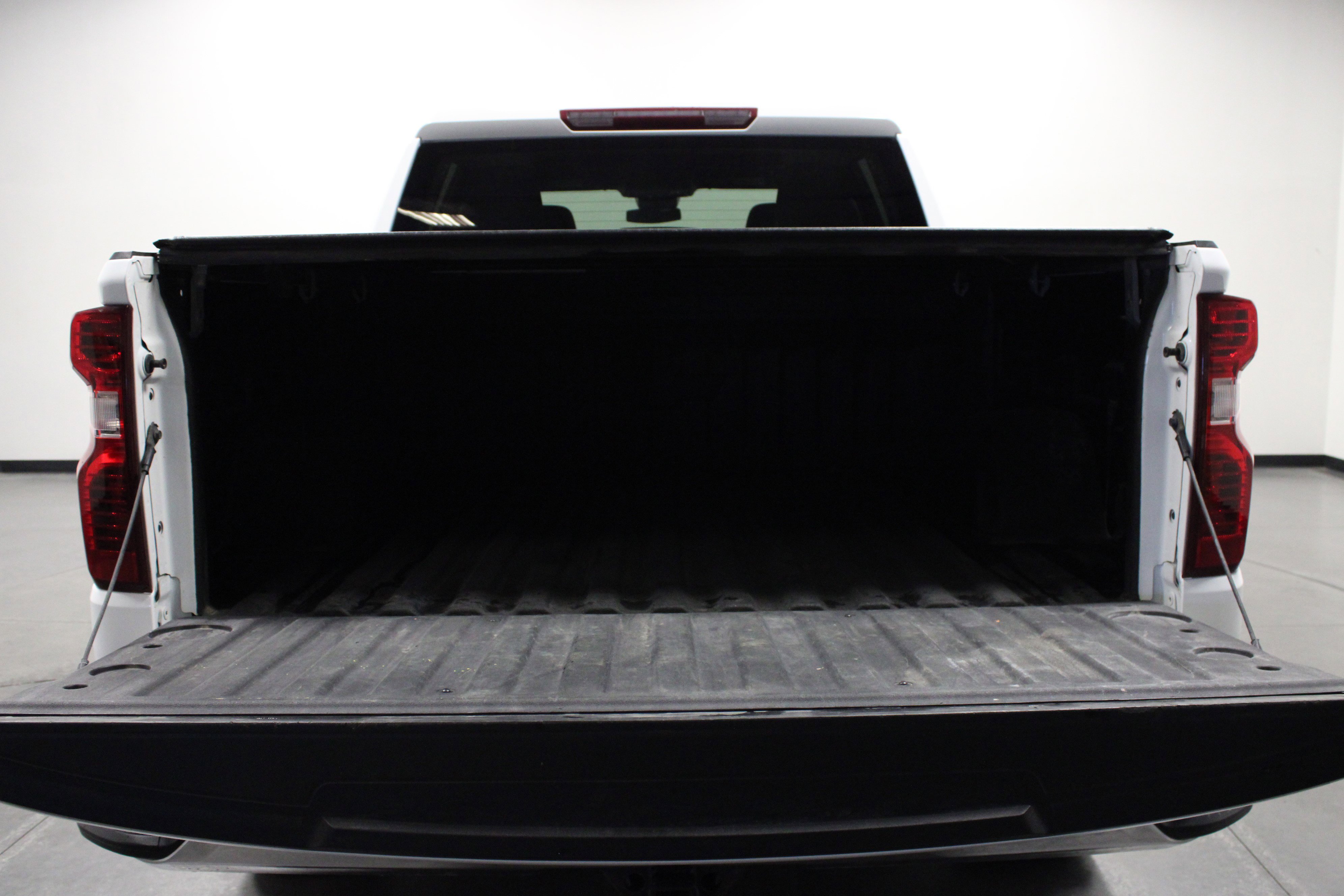 Used 2023 Chevrolet Silverado 1500 LT w/ Protection Package image 14