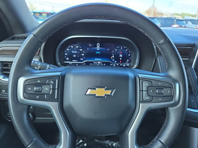 Used 2023 Chevrolet Suburban LT RWD image 19