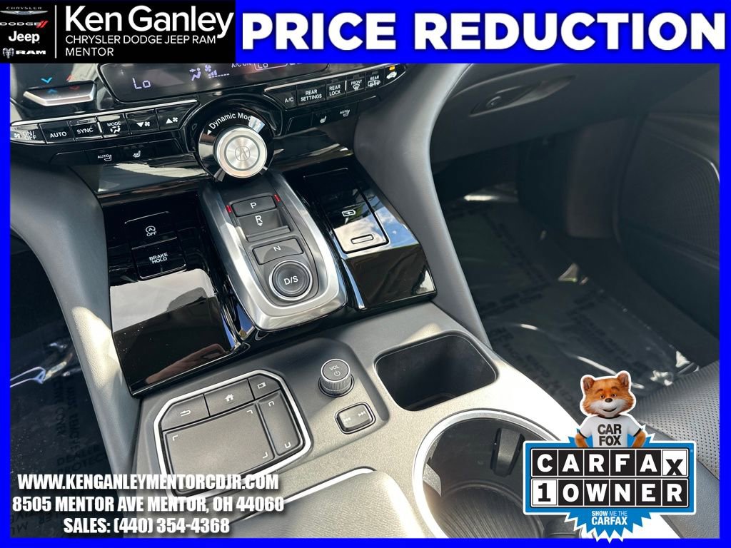 Used 2023 Acura MDX SH-AWD w/ Technology Package image 17
