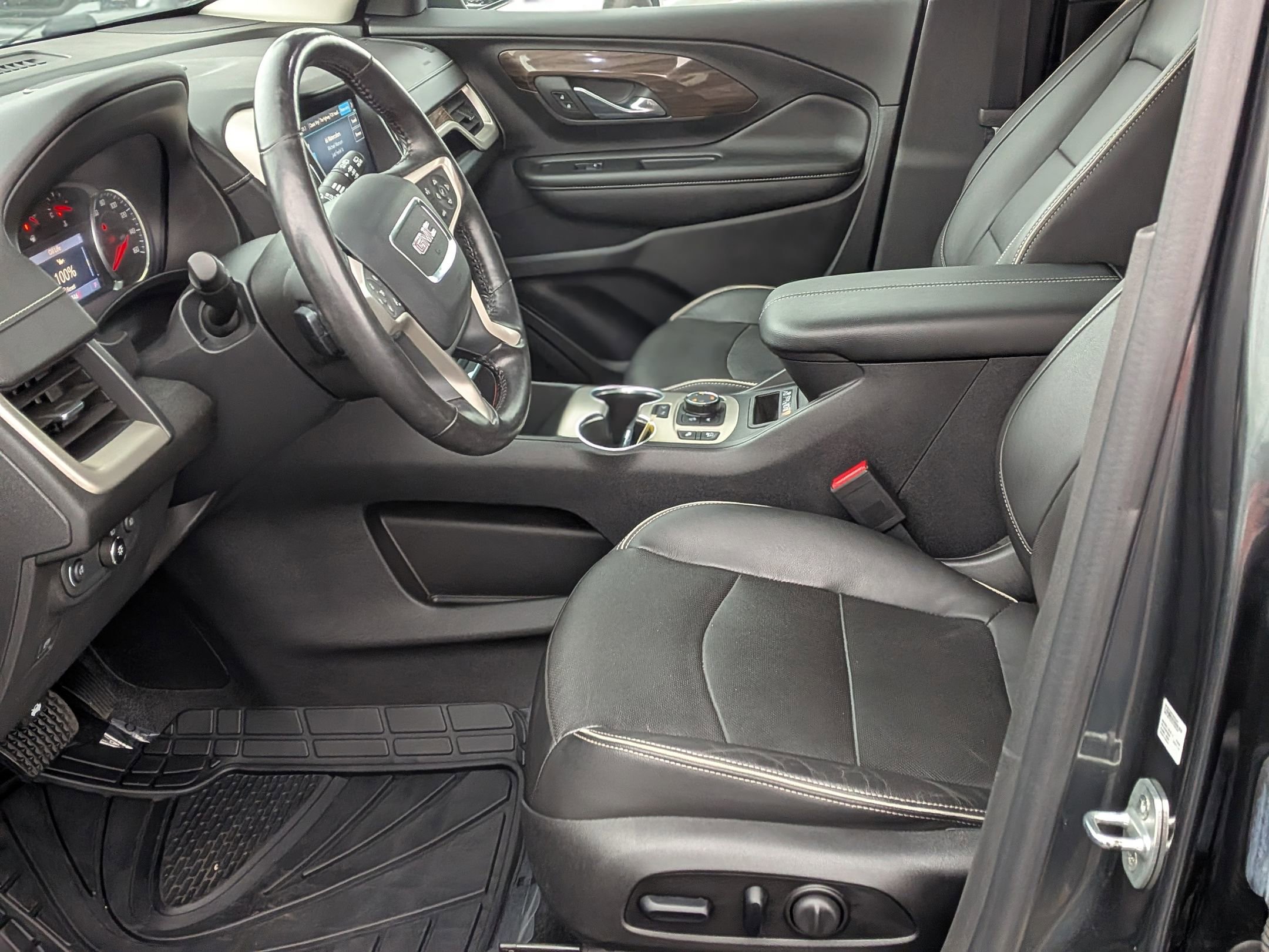 Certified 2020 GMC Terrain Denali w/ Denali Premium Package image 16