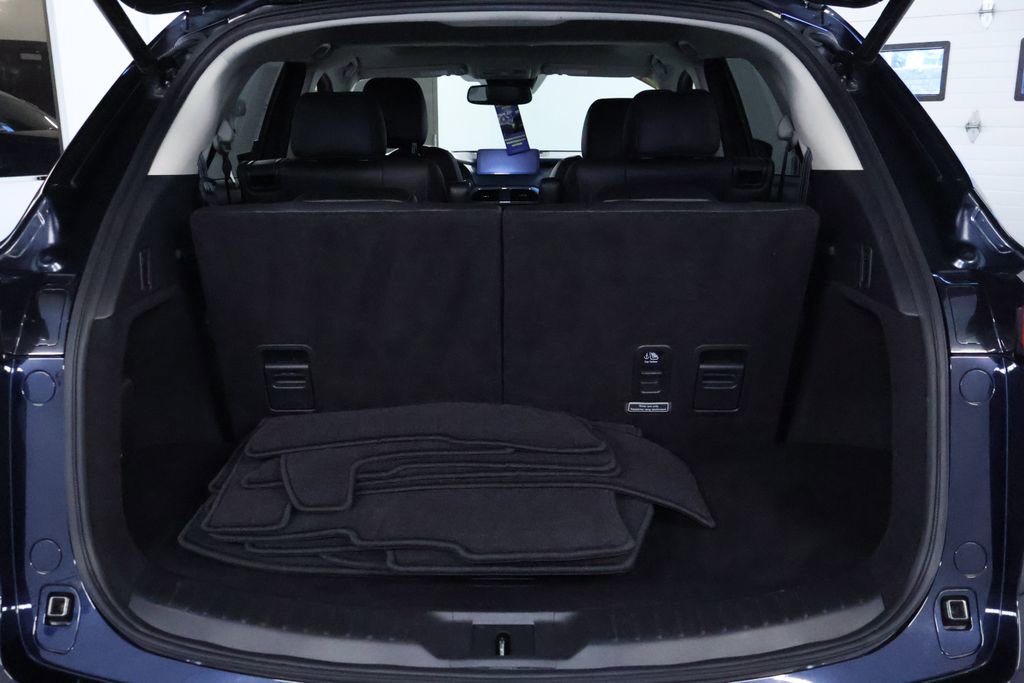 Used 2023 MAZDA CX-9 Touring image 18