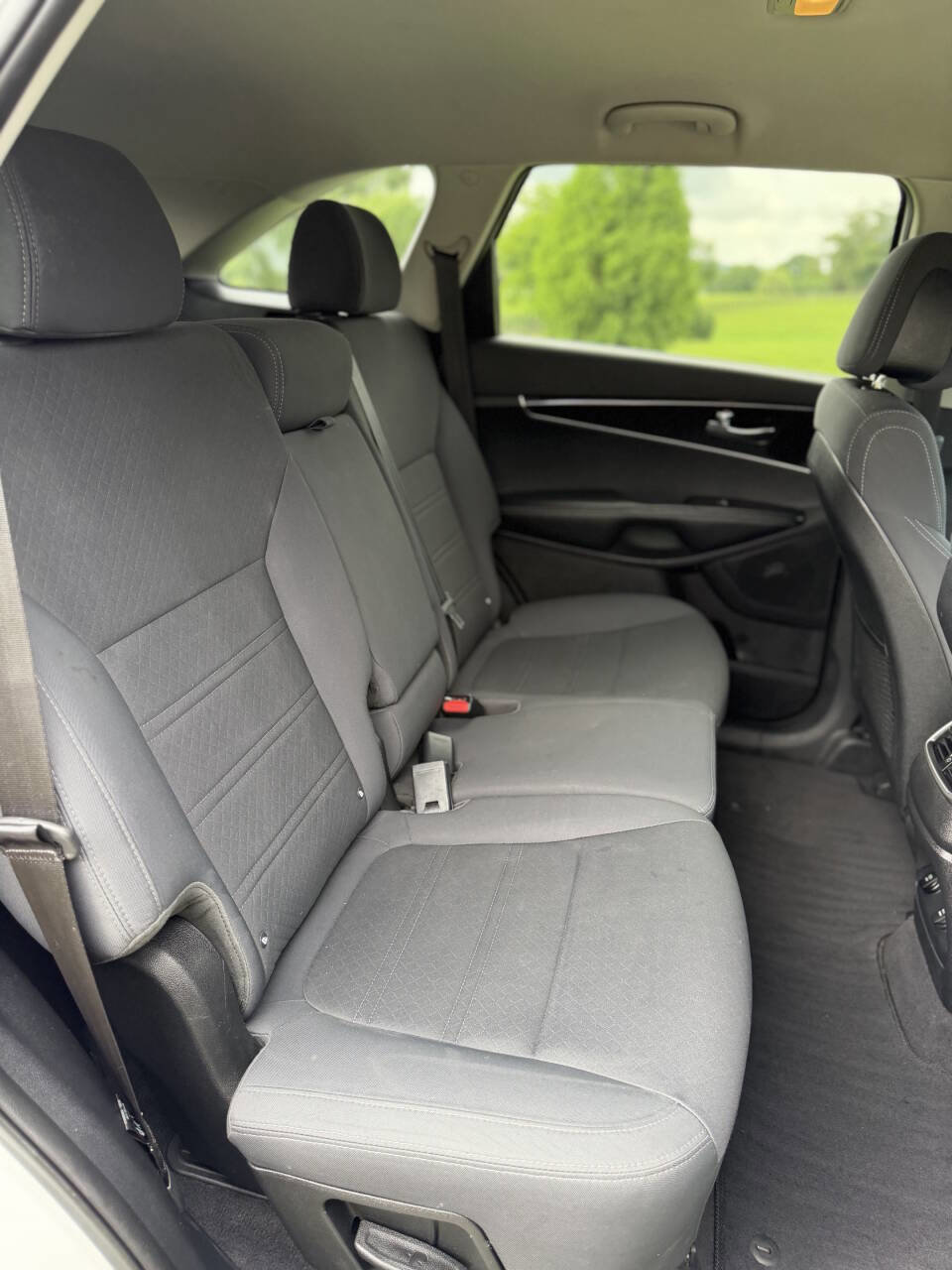 Used 2016 Kia Sorento LX AWD/4WD image 25