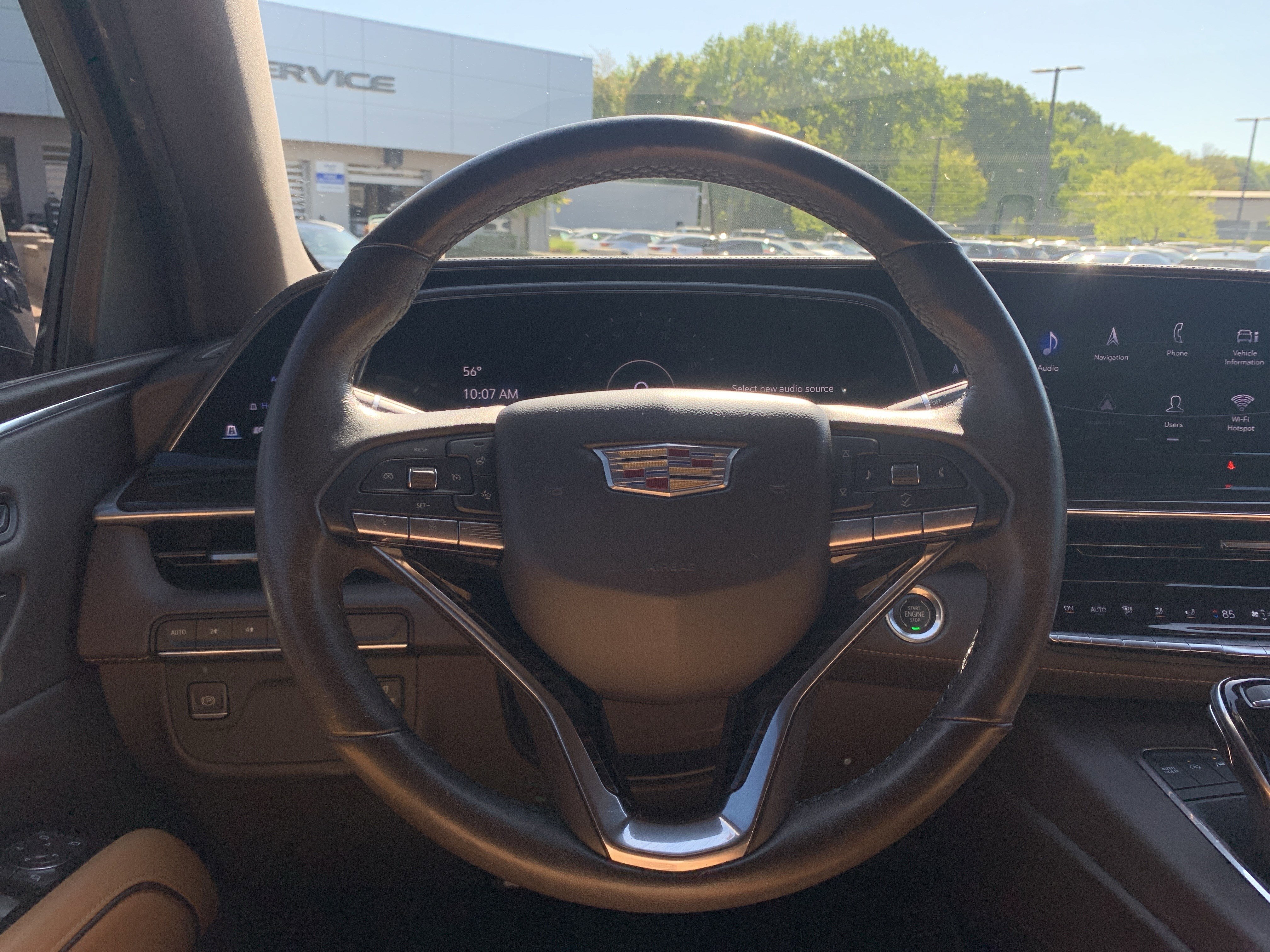 Used 2021 Cadillac Escalade ESV Premium Luxury image 18