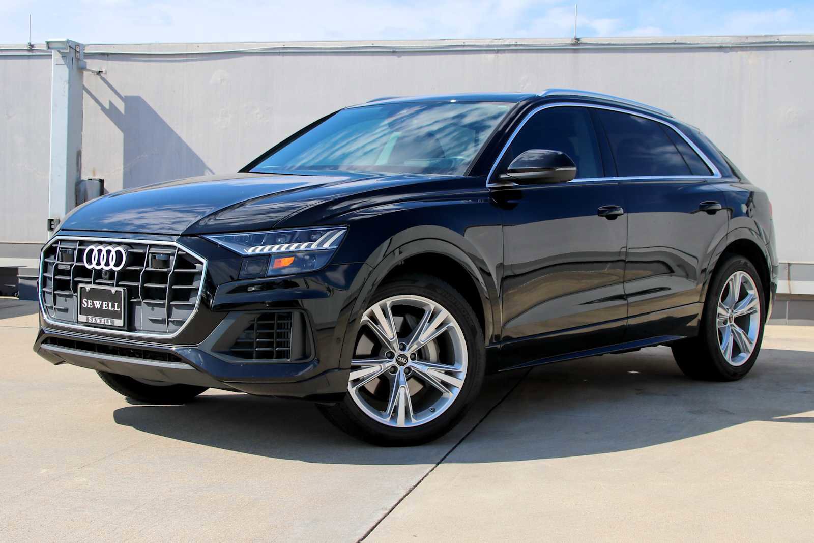 Certified 2023 Audi Q8 Prestige w/ Prestige Package