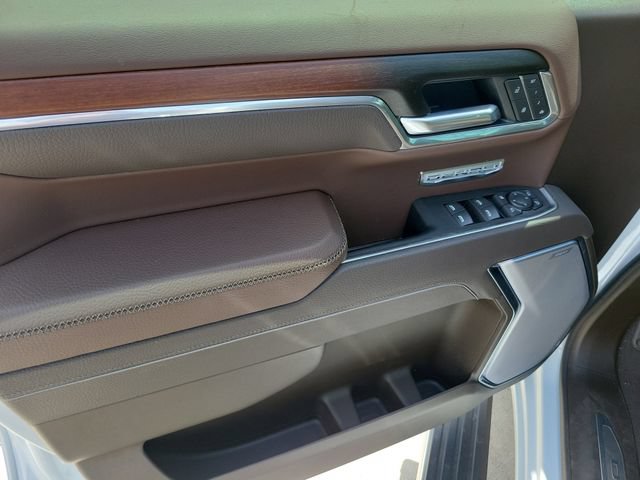 New 2026 GMC Sierra 1500 Denali w/ Technology Package AWD/4WD image 9
