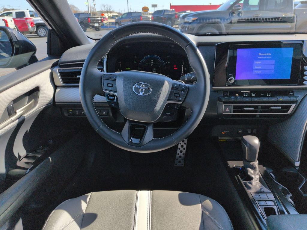 Certified 2025 Toyota Camry SE AWD/4WD image 13
