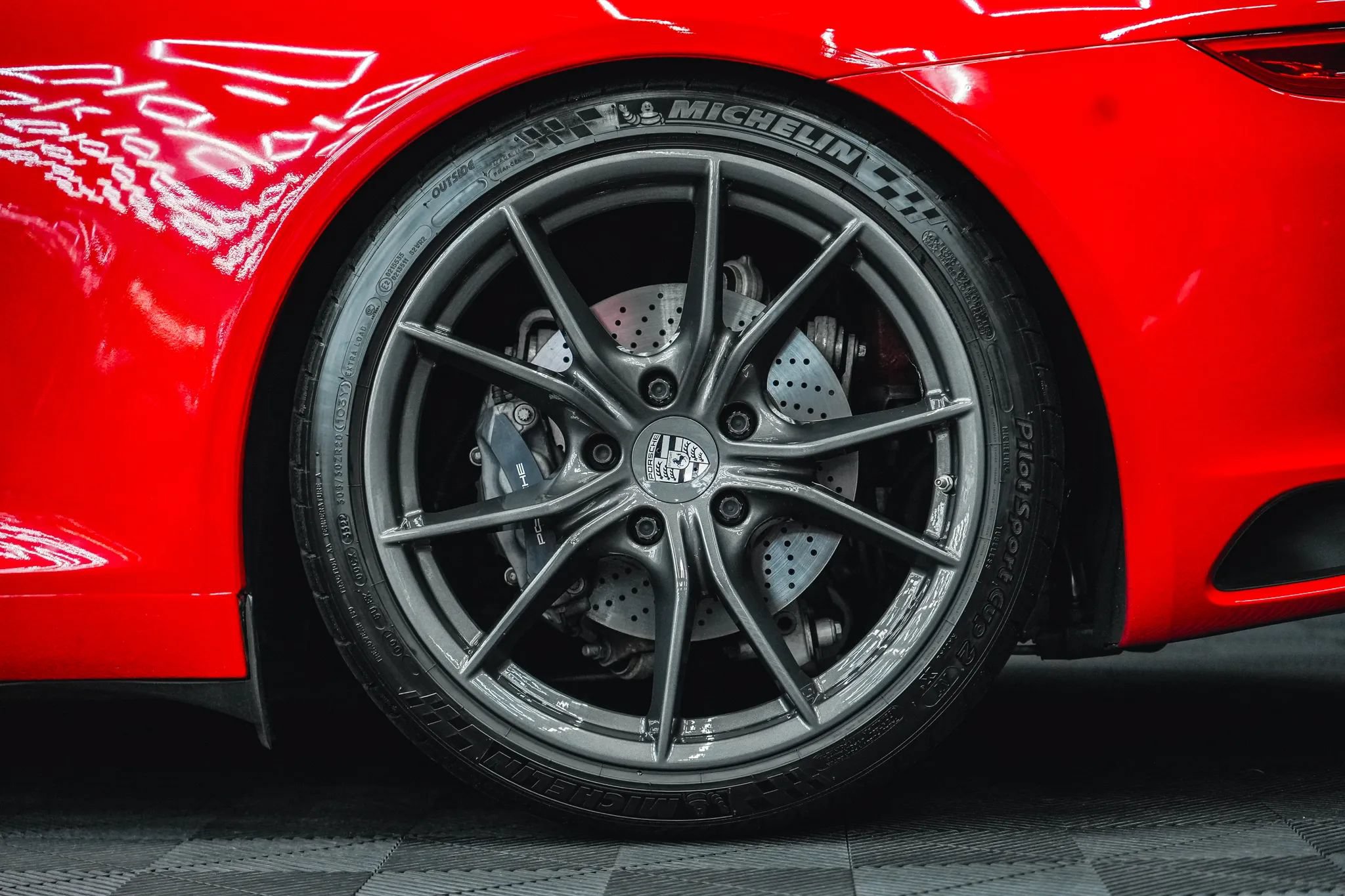 Used 2018 Porsche 911 Carrera T RWD image 14