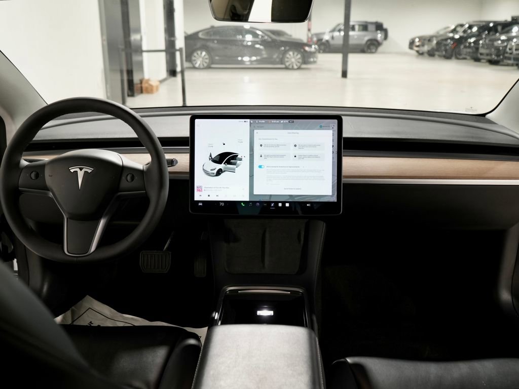 Used 2021 Tesla Model 3 Standard Range Plus image 15