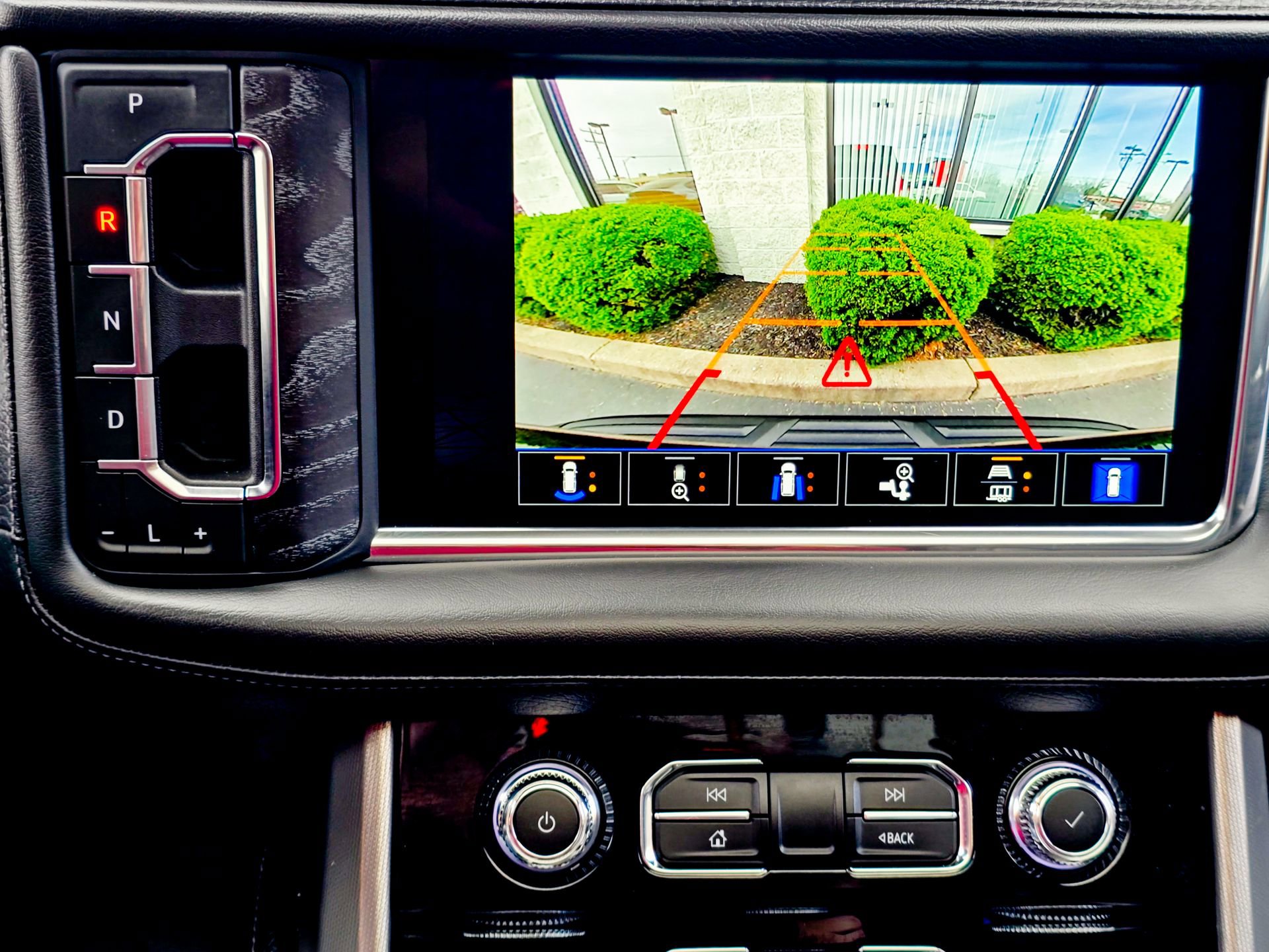 Used 2023 GMC Yukon XL Denali w/ Max Trailering Package image 42