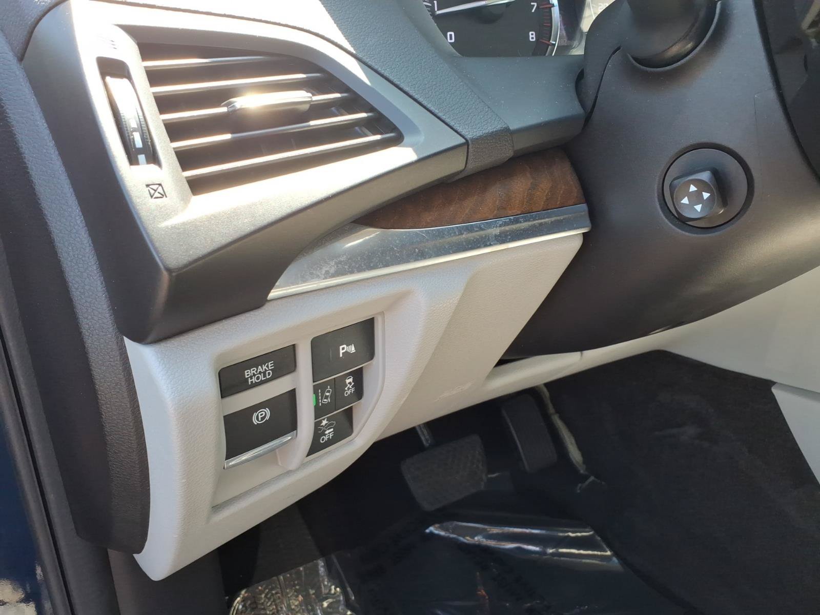Used 2020 Acura MDX SH-AWD w/ Technology Package image 24
