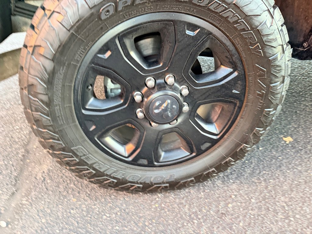 Used 2018 RAM 3500 Big Horn w/ Sport Appearance Group image 46