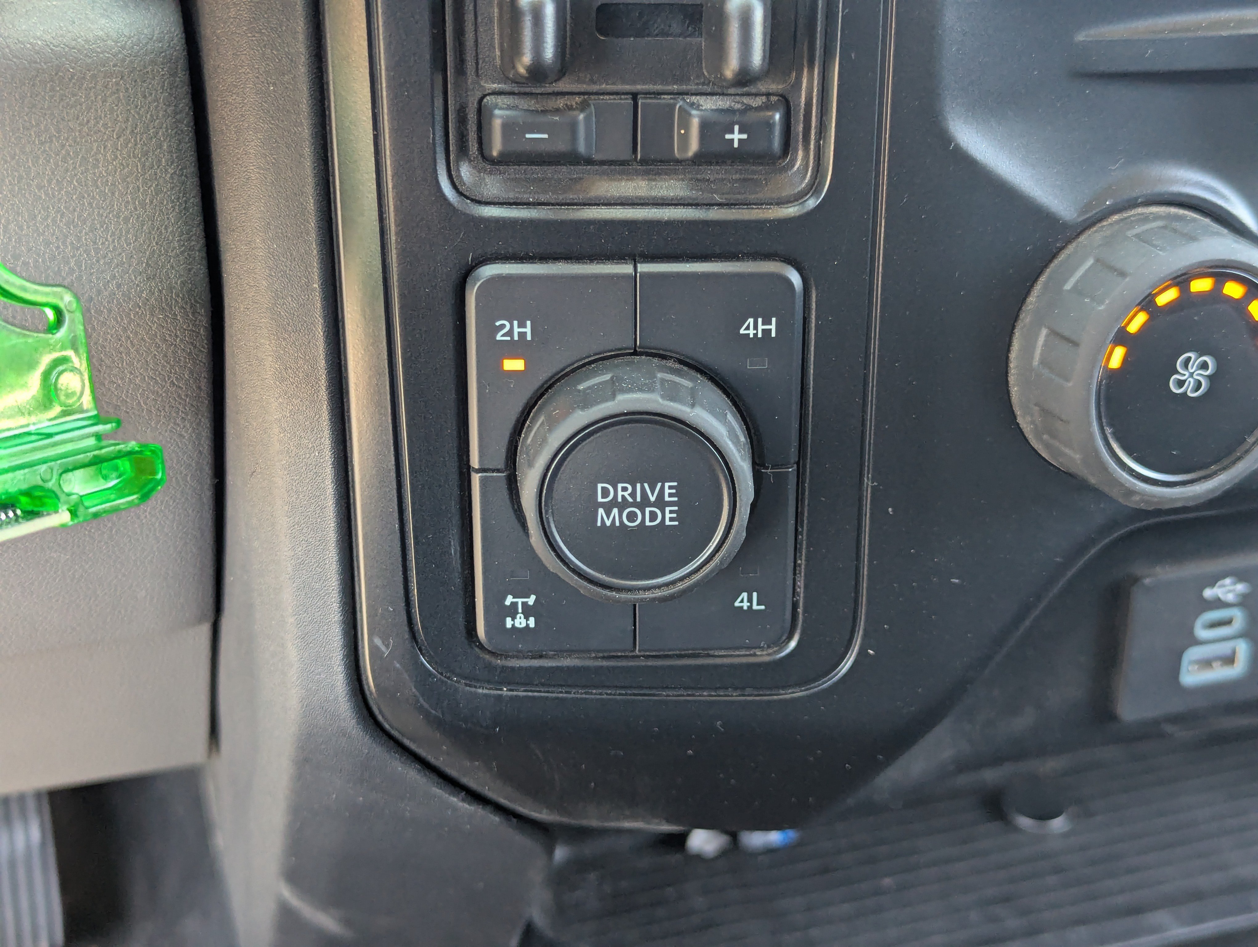 Used 2024 Ford F350 XL w/ STX Appearance Package AWD/4WD image 28