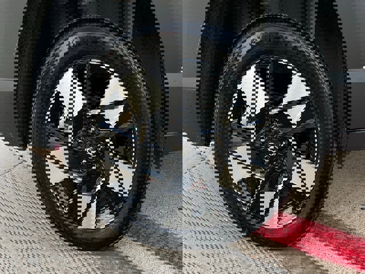 Used 2025 Hyundai Kona SEL image 9