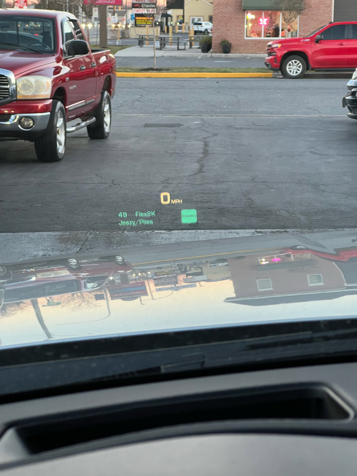 Used 2017 Cadillac Escalade Luxury image 32