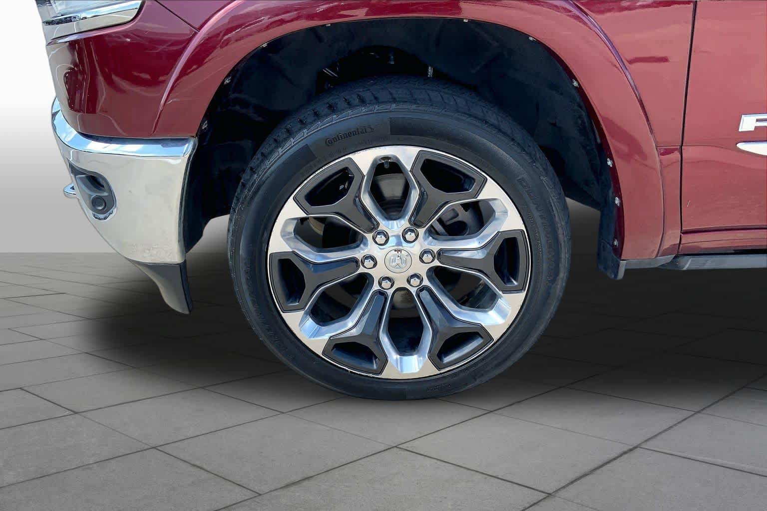 Used 2019 RAM 1500 Limited RWD image 11