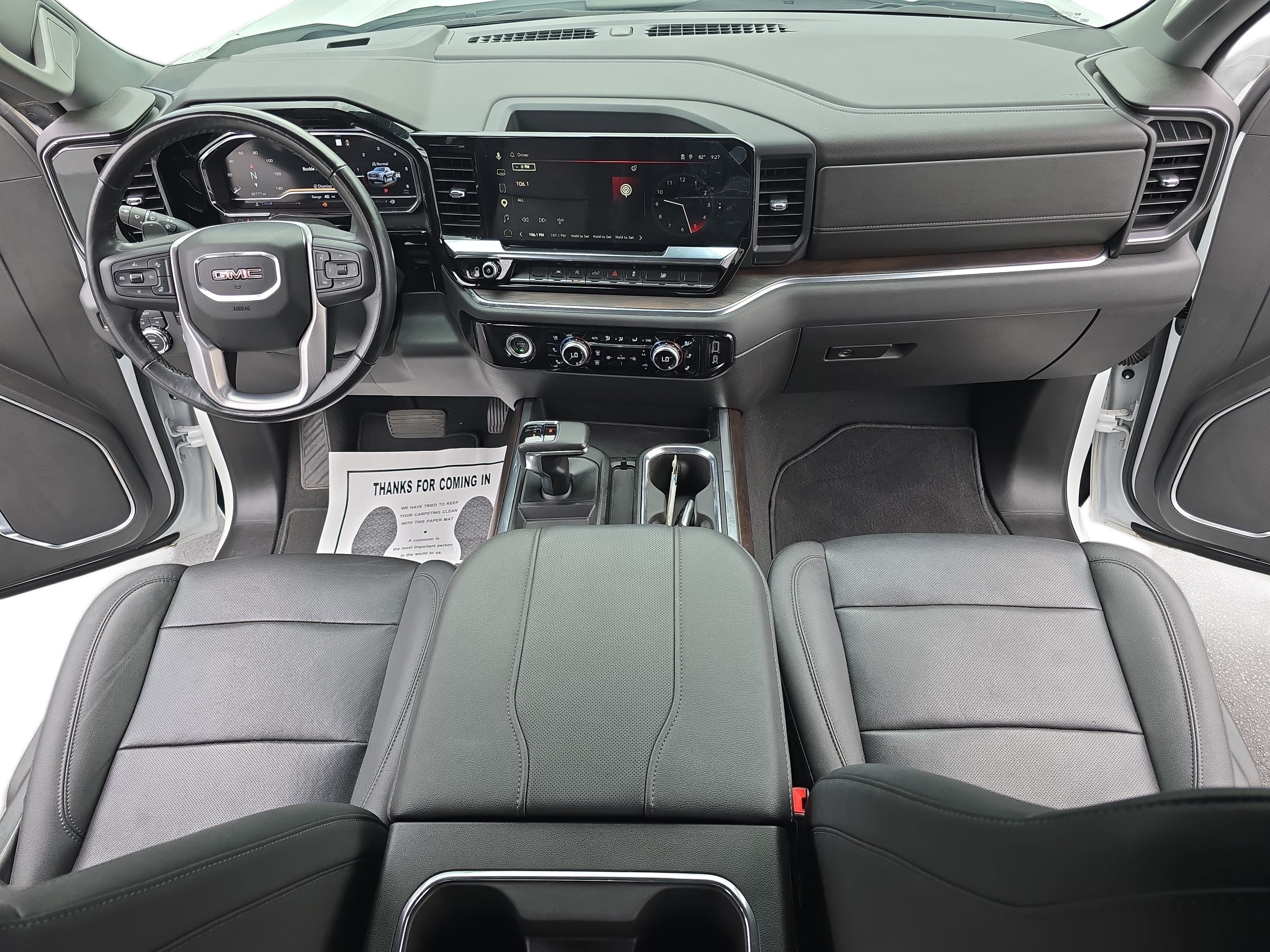 Used 2023 GMC Sierra 1500 SLT w/ SLT Premium Package AWD/4WD image 9