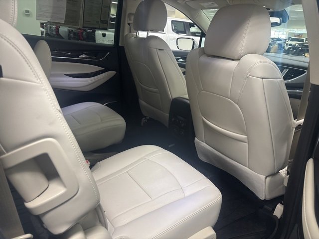 Used 2023 Buick Enclave Essence w/ Experience Buick Package image 10
