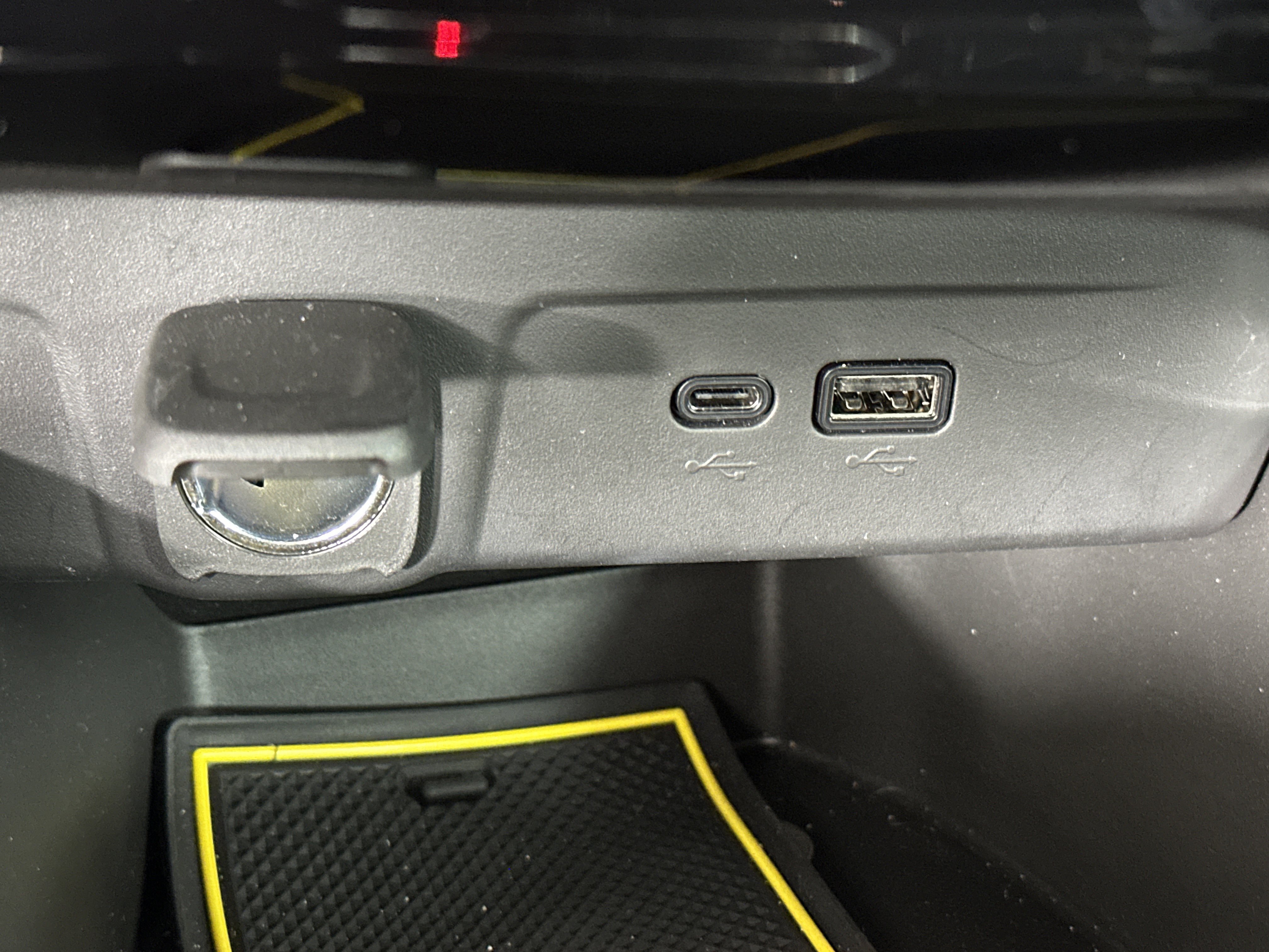 Used 2024 Chevrolet Trax ACTIV image 24