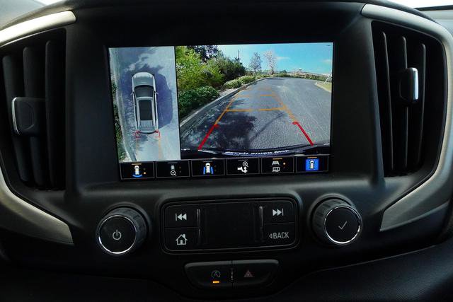 Used 2024 GMC Terrain Denali w/ Black Diamond Edition image 19