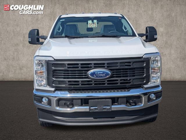 New 2026 Ford F250 XL w/ XL Chrome Package AWD/4WD image 2