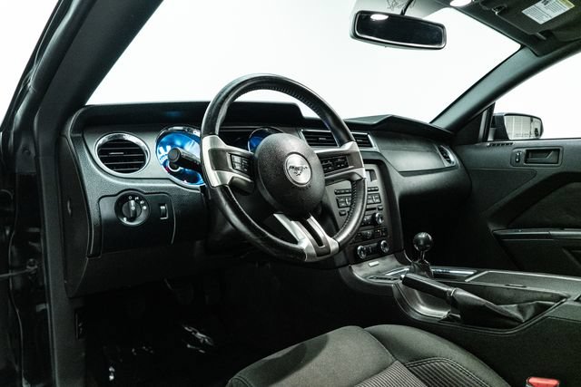 Used 2013 Ford Mustang GT RWD image 22