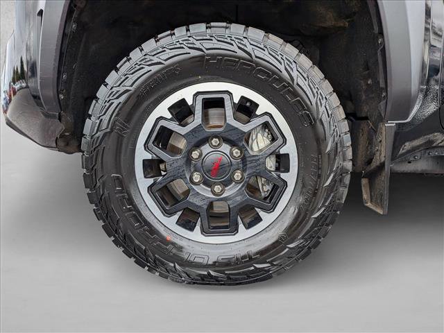 Used 2024 Toyota Tacoma TRD Off-Road w/ TRD Off Road Premium Package AWD/4WD image 24