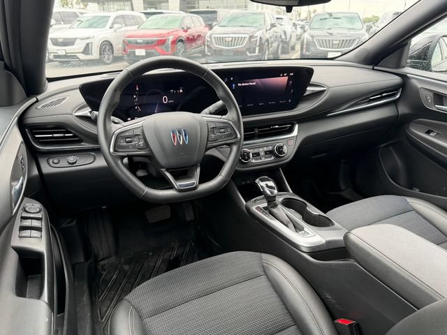 Used 2025 Buick Envista Preferred w/ Convenience I Package FWD image 10