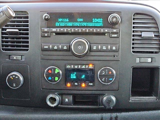 Used 2010 Chevrolet Silverado 2500 LT w/ Interior Plus Package AWD/4WD image 13