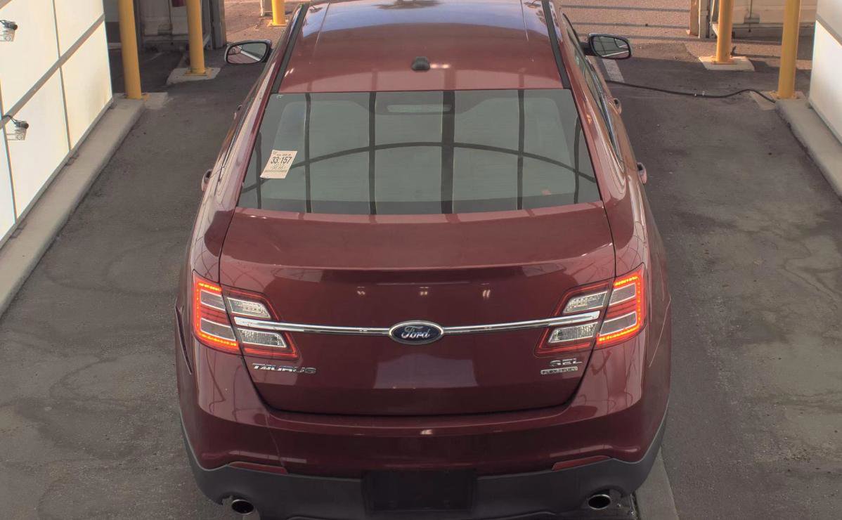 Used 2013 Ford Taurus SEL FWD image 5