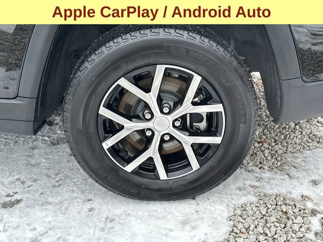 Certified 2024 Jeep Grand Cherokee L Limited w/ Luxury Tech Group II image 9