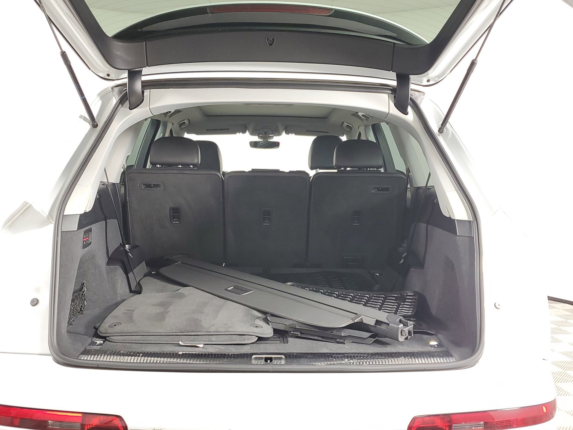 Used 2017 Audi Q7 3.0T Premium Plus image 21