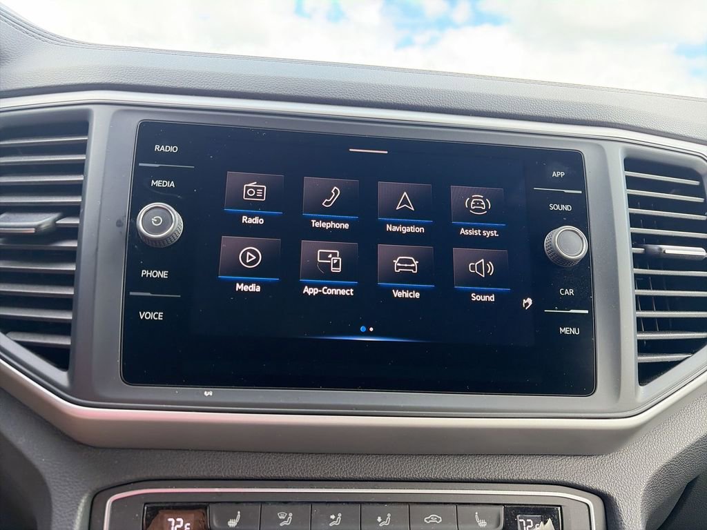 Used 2021 Volkswagen Atlas Cross Sport SE w/ Panoramic Sunroof Package FWD image 21