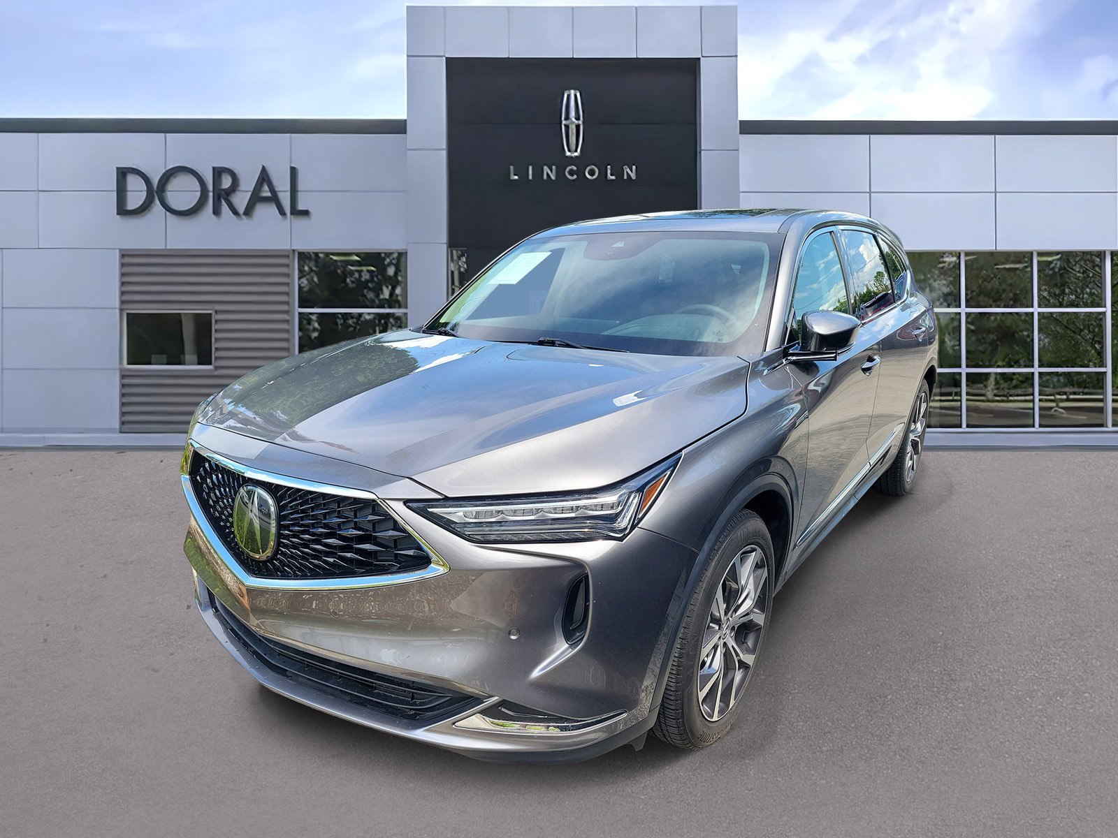 Used 2024 Acura MDX FWD w/ Technology Package image 2
