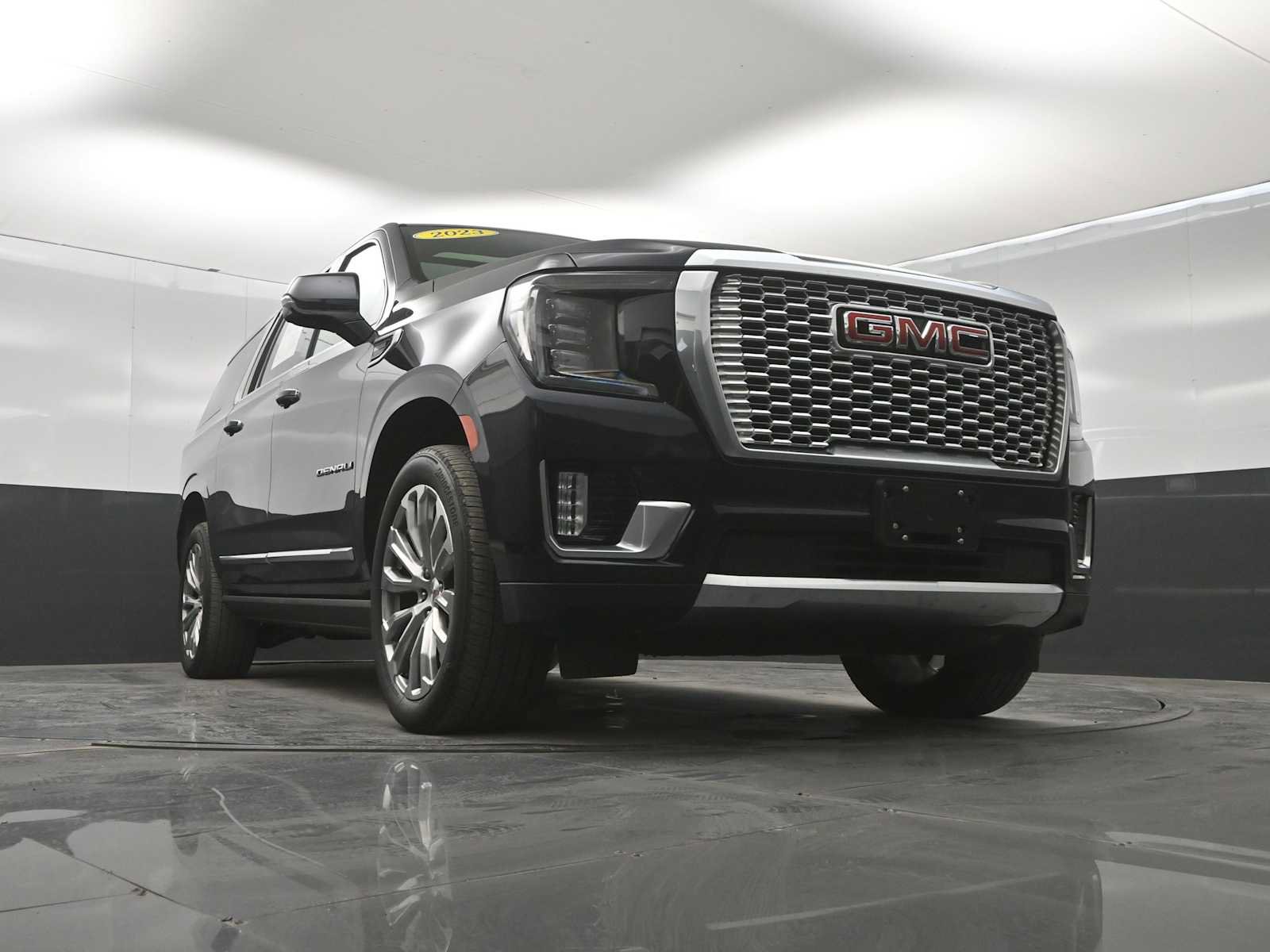 Used 2023 GMC Yukon XL Denali w/ Max Trailering Package AWD/4WD image 37