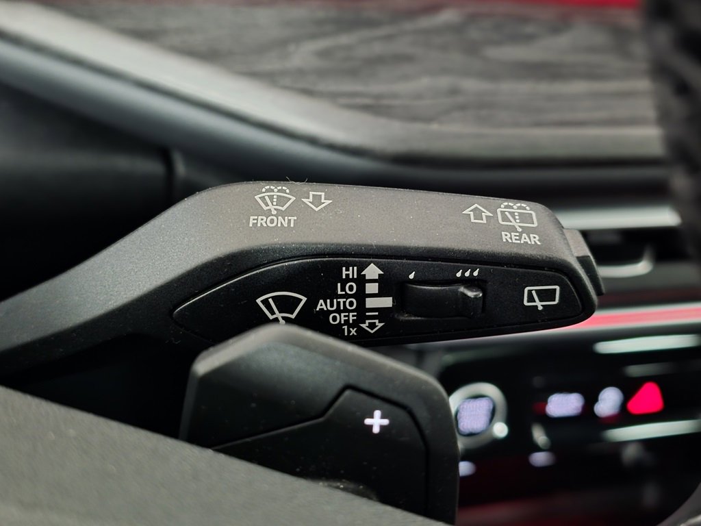 Certified 2025 Audi Q5 Premium w/ Convenience Package image 31