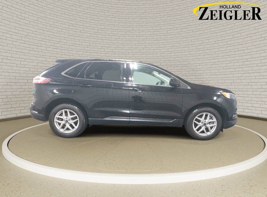 Used 2023 Ford Edge SEL w/ Convenience Package AWD/4WD image 4