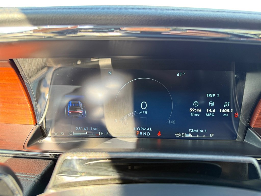 Used 2023 Lincoln Navigator Reserve image 13