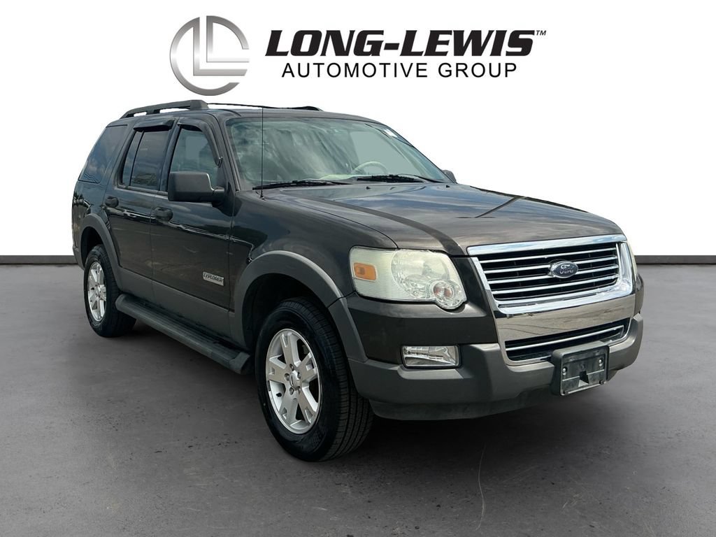 Used 2006 Ford Explorer XLT RWD image 10