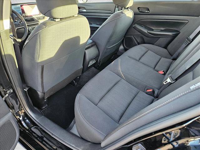 Used 2024 Nissan Altima 2.5 SV image 17