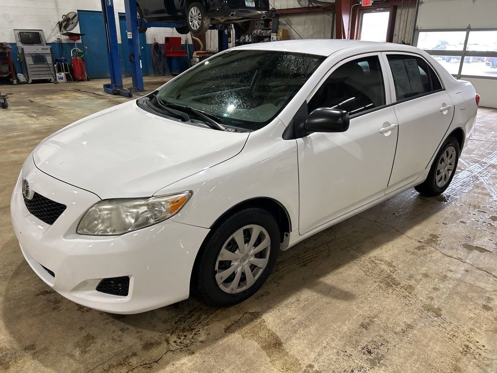 Used 2010 Toyota Corolla Base image 1