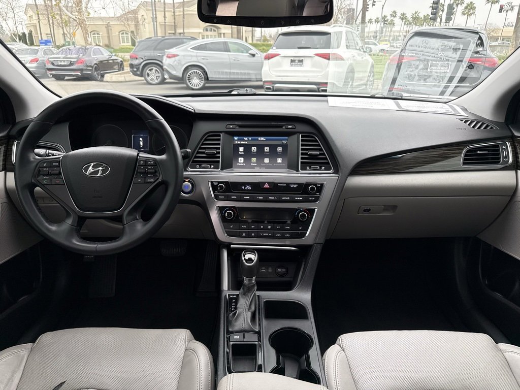 Used 2017 Hyundai Sonata Limited w/ Cargo Package image 10