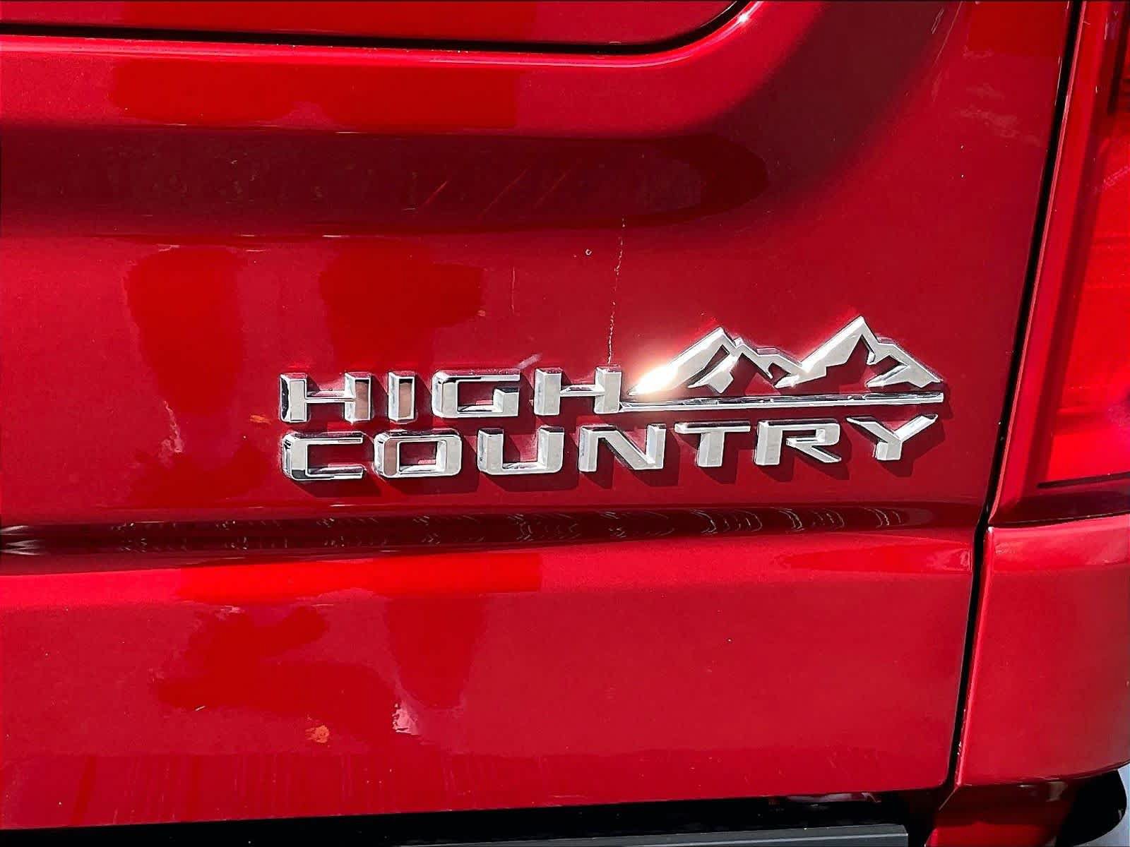 Used 2021 Chevrolet Silverado 1500 High Country w/ Technology Package AWD/4WD image 11