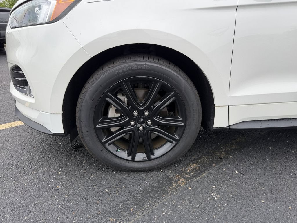 Used 2022 Ford Edge ST-Line AWD/4WD image 11