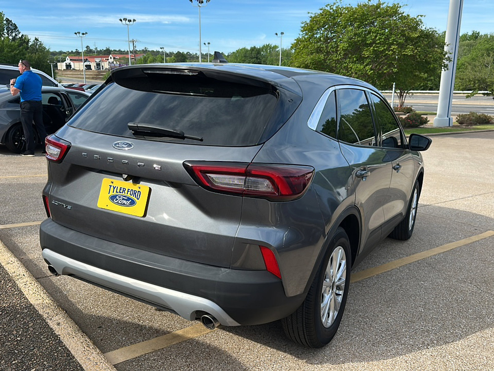 Used 2024 Ford Escape Active image 7