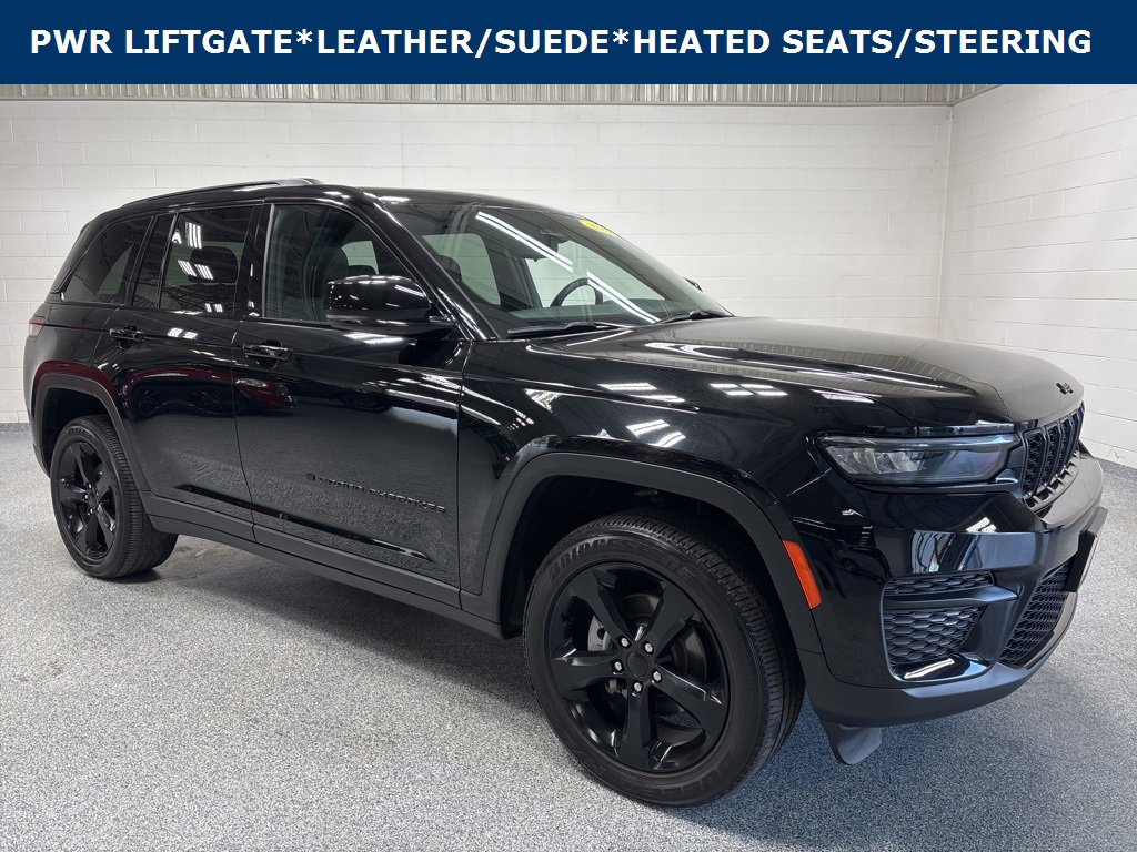 Used 2023 Jeep Grand Cherokee Altitude