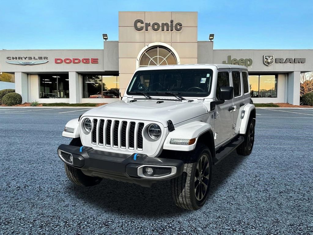 Used 2022 Jeep Wrangler Unlimited Sahara AWD/4WD image 7