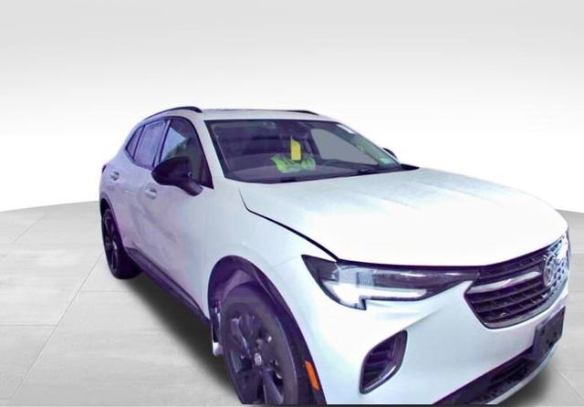 Used 2023 Buick Envision Essence w/ Sport Touring Package image 2